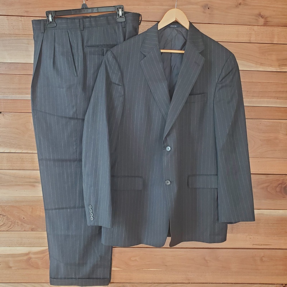 Hart Schaffner Marx Pinstripe Wool Men's formal career Suit Sz 44L Charcoal gray